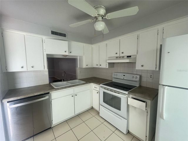 4211 SHELDON PLACE 4211, New Port Richey, FL 34652
