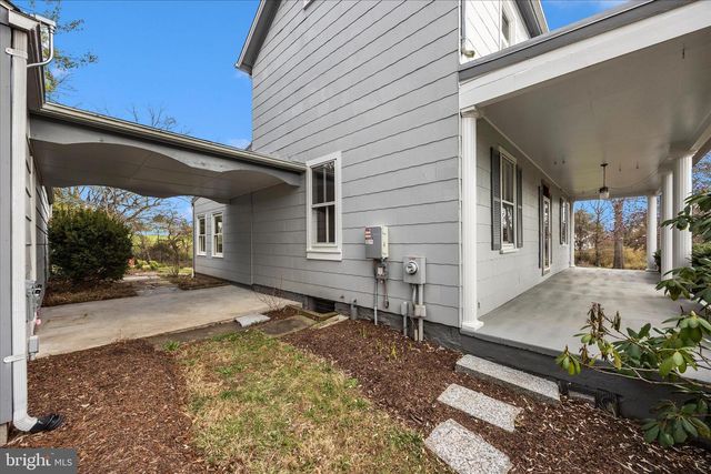 22315 NICHOLSON FARM RD, Dickerson, MD 20842