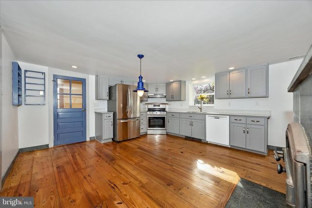22315 NICHOLSON FARM RD, Dickerson, MD 20842