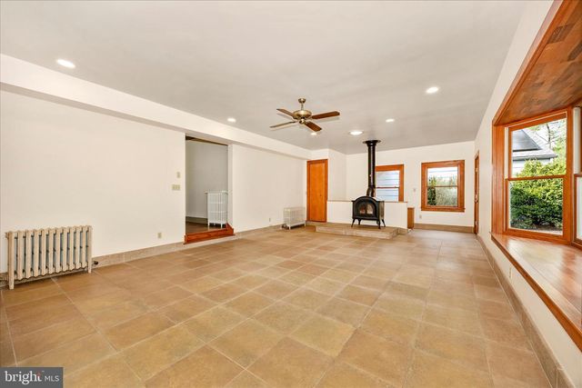 22315 NICHOLSON FARM RD, Dickerson, MD 20842