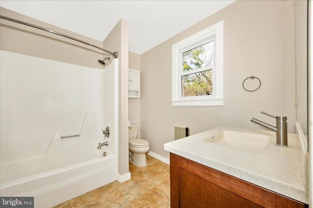 22315 NICHOLSON FARM RD, Dickerson, MD 20842