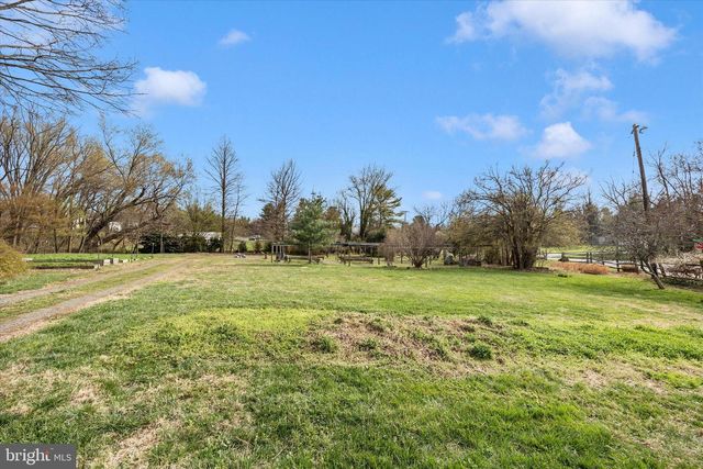 22315 NICHOLSON FARM RD, Dickerson, MD 20842