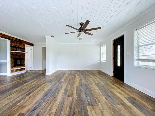 10820 S COUNTY ROAD 39 S, Lithia, FL 33547