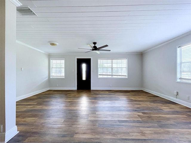 10820 S COUNTY ROAD 39 S, Lithia, FL 33547