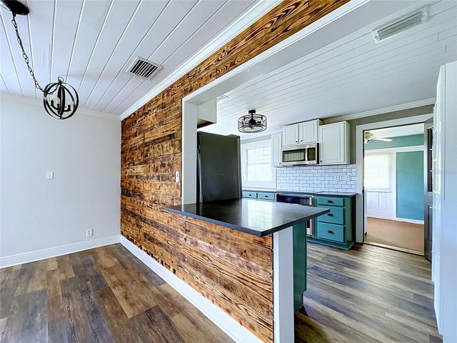 10820 S COUNTY ROAD 39 S, Lithia, FL 33547