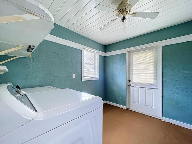 10820 S COUNTY ROAD 39 S, Lithia, FL 33547