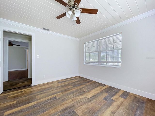 10820 S COUNTY ROAD 39 S, Lithia, FL 33547