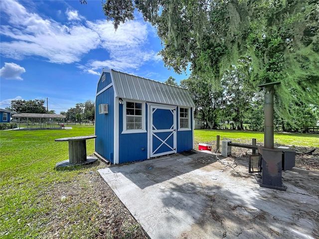 10820 S COUNTY ROAD 39 S, Lithia, FL 33547