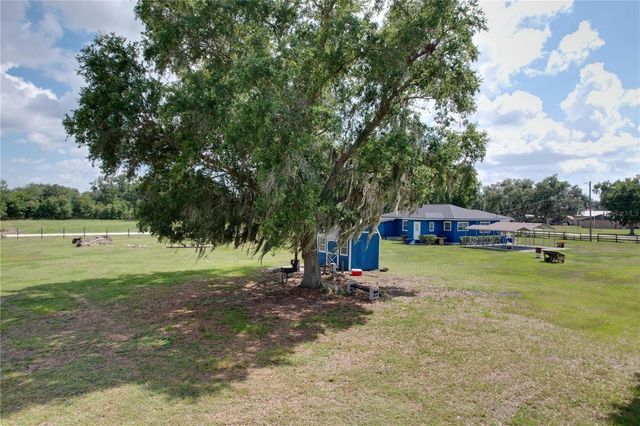 10820 S COUNTY ROAD 39 S, Lithia, FL 33547