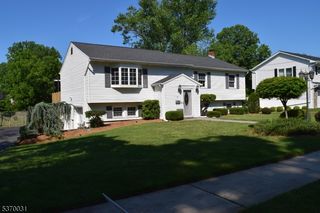 7 Hanover Pl, Wayne Twp., NJ 07470