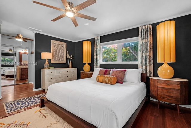 6952 SW 149th Ter, Palmetto Bay, FL 33158