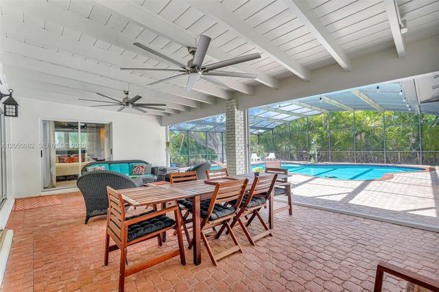 6952 SW 149th Ter, Palmetto Bay, FL 33158