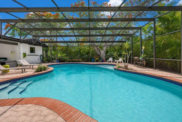 6952 SW 149th Ter, Palmetto Bay, FL 33158