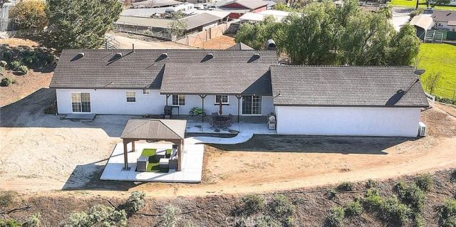 575 Scotts Lane, Norco, CA 92860