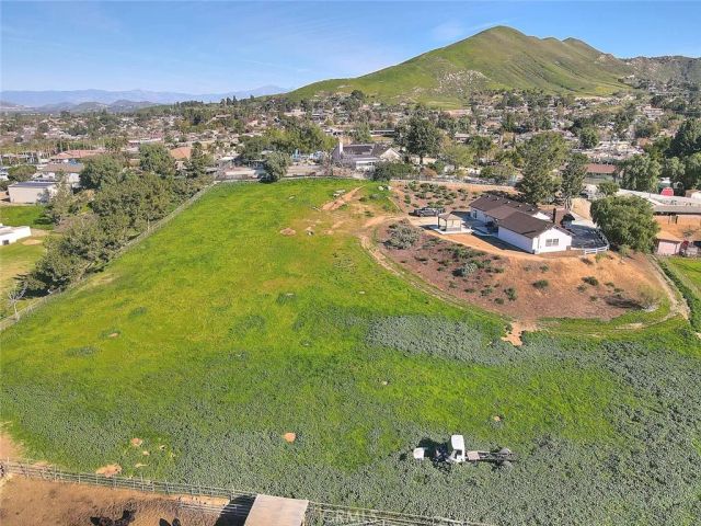 575 Scotts Lane, Norco, CA 92860