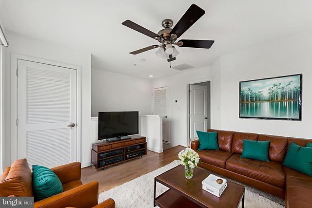 4410 LONGFELLOW ST, Hyattsville, MD 20781