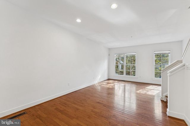 4410 LONGFELLOW ST, Hyattsville, MD 20781