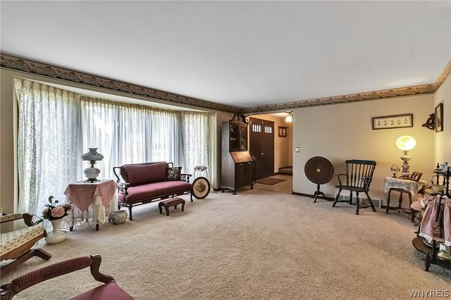 8340 West Point Drive, Clarence, NY 14051