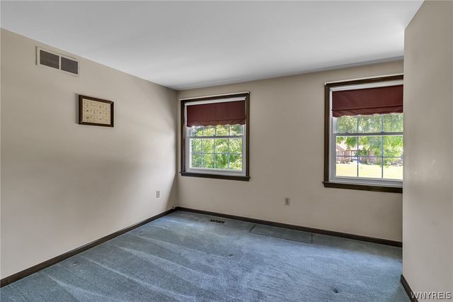 8340 West Point Drive, Clarence, NY 14051