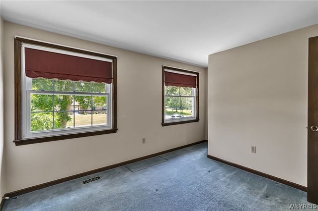 8340 West Point Drive, Clarence, NY 14051
