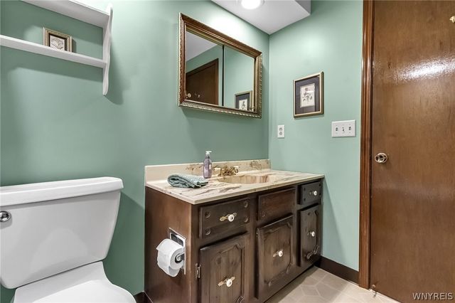 8340 West Point Drive, Clarence, NY 14051