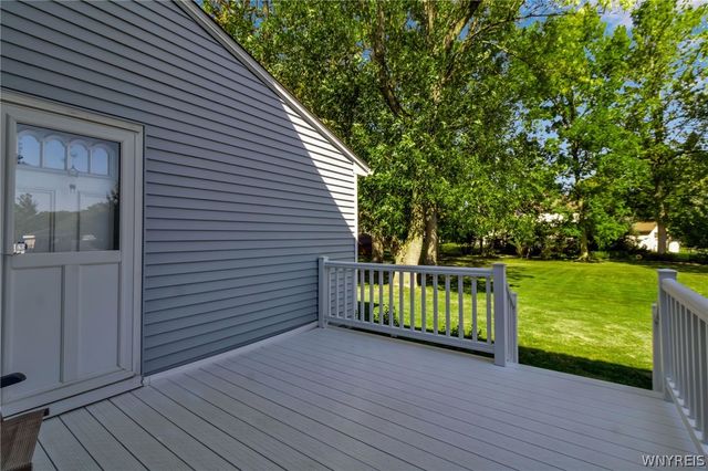 8340 West Point Drive, Clarence, NY 14051