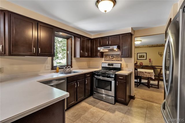 8340 West Point Drive, Clarence, NY 14051