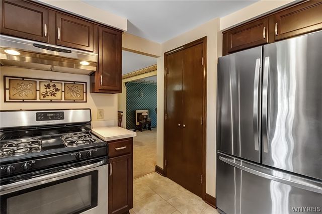 8340 West Point Drive, Clarence, NY 14051
