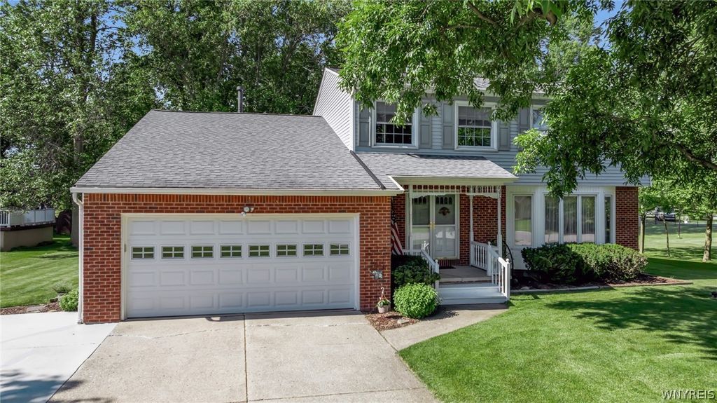 8340 West Point Drive, Clarence, NY 14051