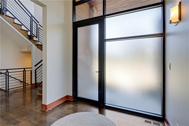 15201 Bond Street, Overland Park, KS 66221