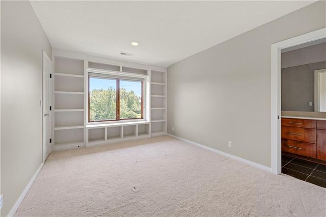 15201 Bond Street, Overland Park, KS 66221