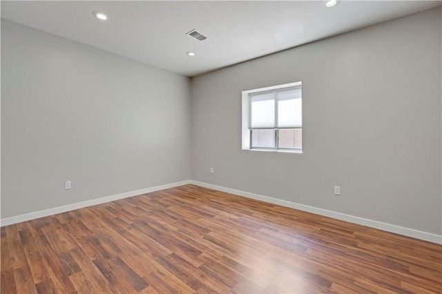 15201 Bond Street, Overland Park, KS 66221