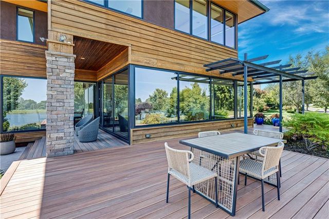15201 Bond Street, Overland Park, KS 66221