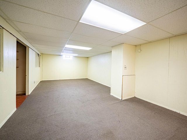 5872 Riverside DRIVE, Greendale, WI 53129