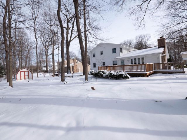 5872 Riverside DRIVE, Greendale, WI 53129