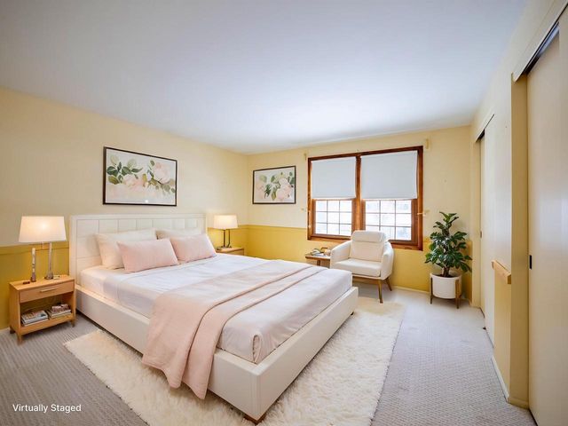 5872 Riverside DRIVE, Greendale, WI 53129