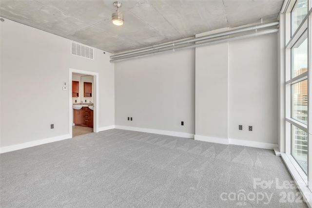 505 E 6th Street 504, Charlotte, NC 28202
