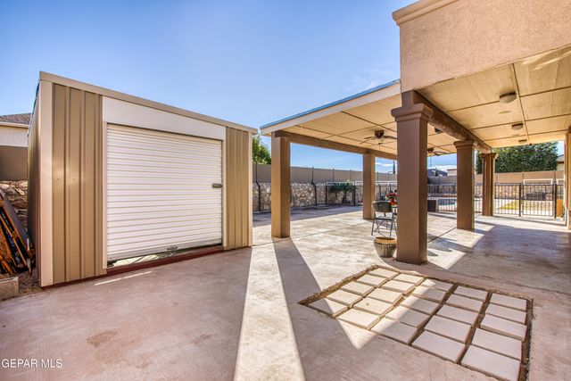 12050 STANSBURY Drive, El Paso, TX 79928