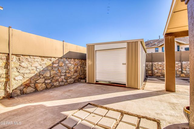 12050 STANSBURY Drive, El Paso, TX 79928