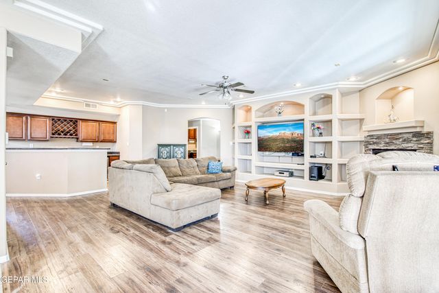 12050 STANSBURY Drive, El Paso, TX 79928