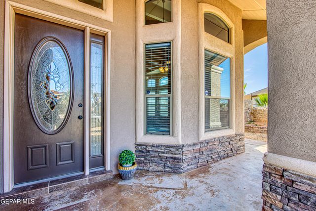 12050 STANSBURY Drive, El Paso, TX 79928