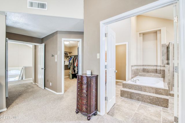 12050 STANSBURY Drive, El Paso, TX 79928