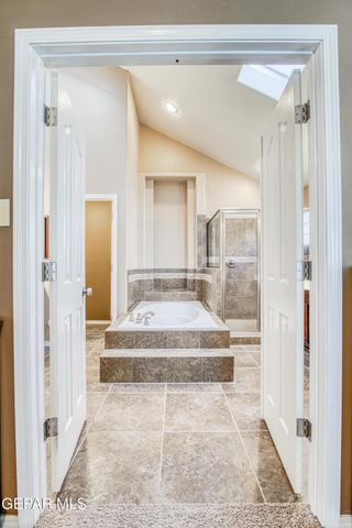 12050 STANSBURY Drive, El Paso, TX 79928