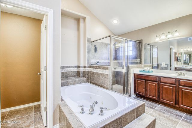 12050 STANSBURY Drive, El Paso, TX 79928