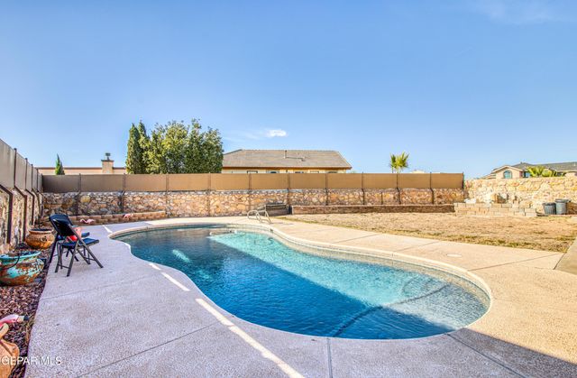 12050 STANSBURY Drive, El Paso, TX 79928