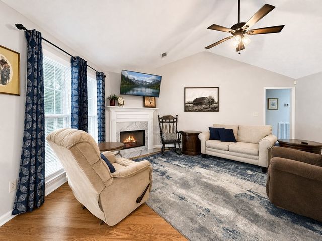 216 Laurelwood Drive, Smiths Station, AL 36877