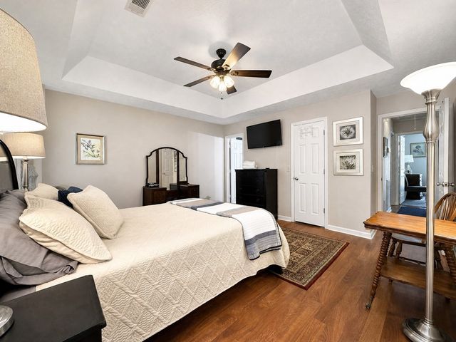 216 Laurelwood Drive, Smiths Station, AL 36877