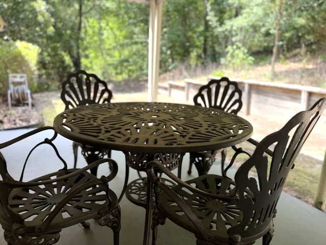216 Laurelwood Drive, Smiths Station, AL 36877