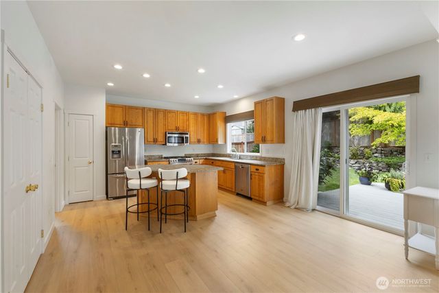 6523 61st Street W, University Place, WA 98467