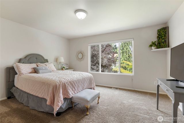 6523 61st Street W, University Place, WA 98467